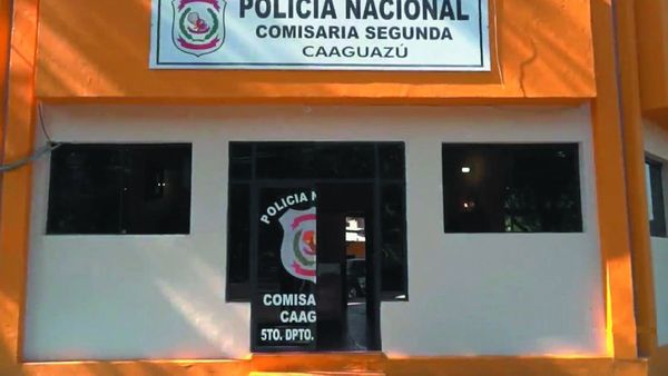 Golpeó a su esposa y le derramó aceite caliente