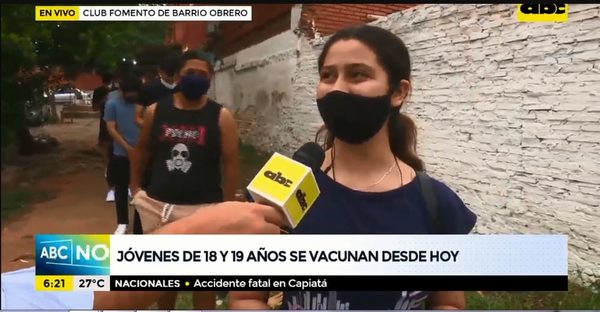 Empiezan a vacunarse los jóvenes de 18 y 19 años - Nacionales - ABC Color