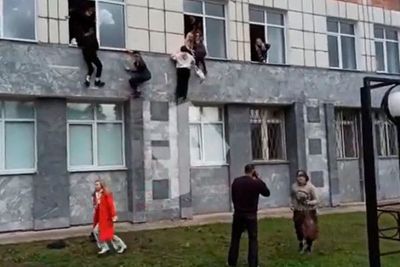 Al menos ocho muertos y varios heridos en un tiroteo en la Universidad de Perm en Rusia