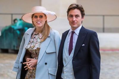 La princesa Beatriz, nieta de Isabel II, da a luz a su primera hija - Gente - ABC Color
