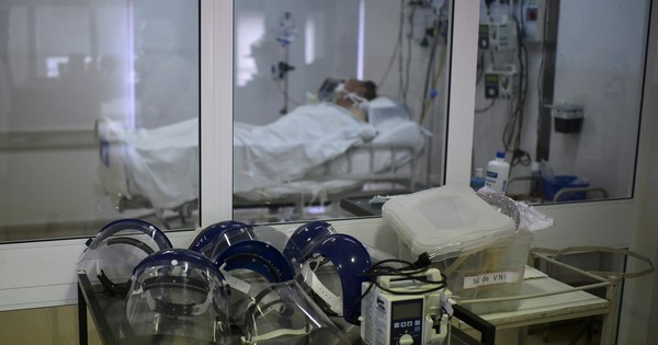 La Nación / Sanatorios exigen al Estado pago de deuda para equiparse ante una posible tercera ola