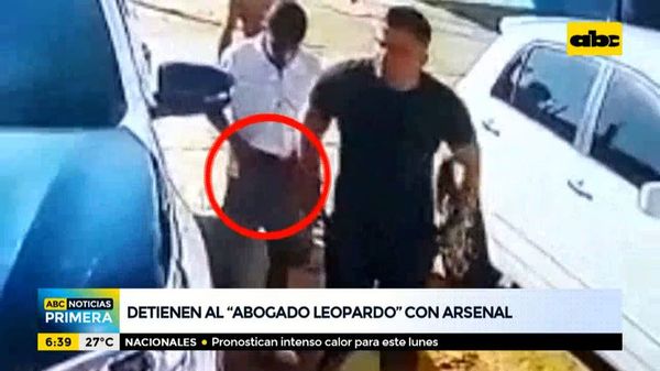 Detienen al “Abogado Leopardo” con un arsenal - ABC Noticias - ABC Color