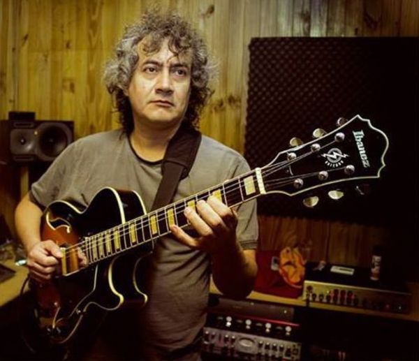 Denuncian uso sin licencia de la canción “Albirrockja” de Rolando Chaparro en propaganda electoral | Ñanduti
