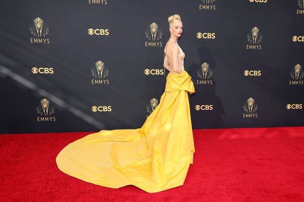 Jaque mate de Taylor-Joy en la red carpet de los Emmy - Estilo de vida - ABC Color