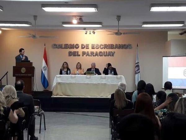 Escribanos rechazan proyecto de ley para fusionar Catastro y Registros Públicos · Radio Monumental 1080 AM
