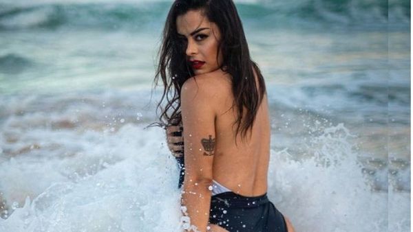 Larissa se hartó de los ñembo peloteros atrevidos