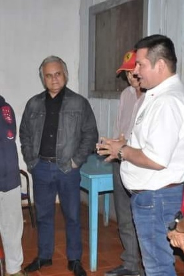 “Candidatos escombro” acaparan nominación de apoderados y perjudican campaña de “Tiki”