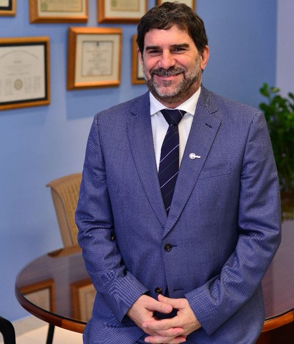 Sanatorios privados reclaman al Estado más de 304 mil millones de guaraníes por pacientes COVID - A La Gran 7-30 - ABC Color