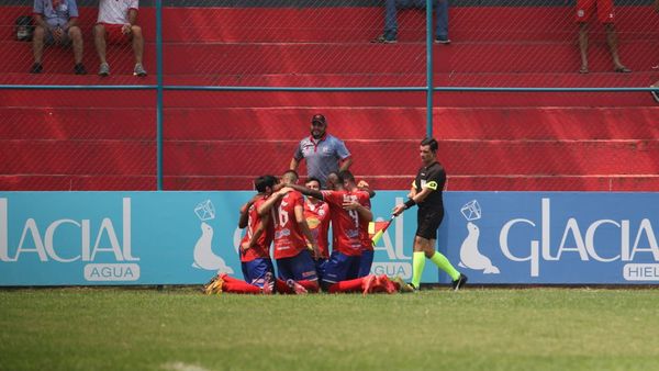 Colegiales, campeón de la Primera B y ascenso a Intermedia