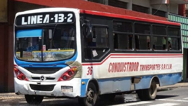 Buses internos amenazan con volver a subir pasaje desde el miércoles