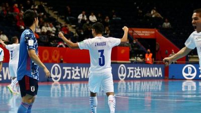 Paraguay remonta a Japón y clasifica a octavos de final