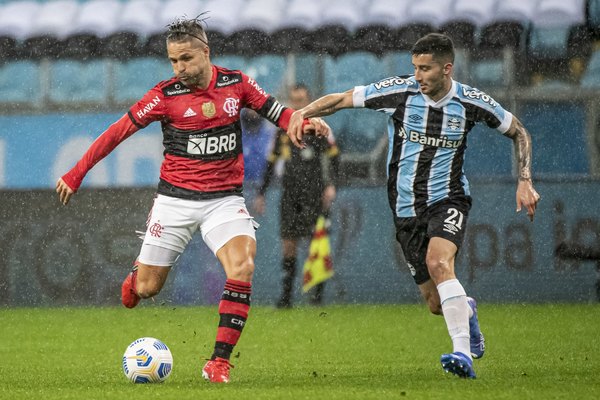 En Gremio 'enloquecen' con el nivel superlativo de Villasanti ante Flamengo
