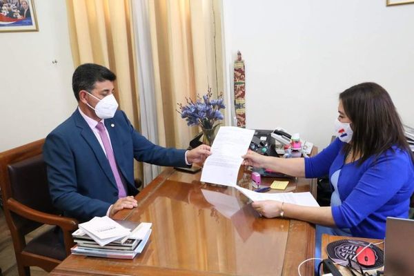 El senador Ríos y el camarista Escobar se inscribieron para el concurso de terna para la Corte - Nacionales - ABC Color