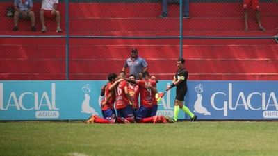 Colegiales, campeón de la Primera B y ascenso a Intermedia