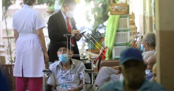 La Nación / Abuelitos del Hogar Santo Domingo necesitan de una mano amiga y de la solidaridad ciudadana