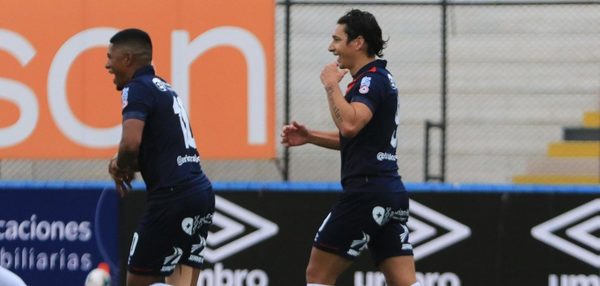 Municipal tumba a Universitario con gol de Roberto 'Búfalo' Ovelar