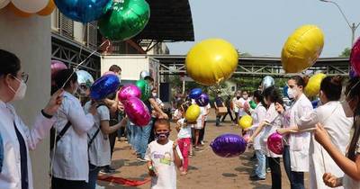 La Nación / Niños curados de cáncer vuelven a soñar y celebran la vida con una fiesta en Clínicas