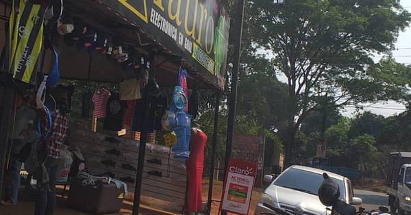 La Nación / Asalto violento en Capiatá: delincuentes llegaron en lujoso vehículo con chalecos antibalas y armas