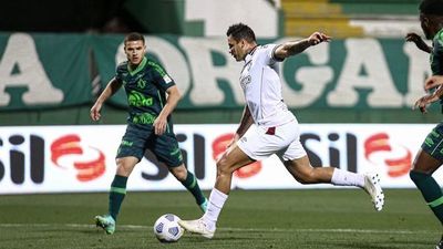 Raúl Bobadilla marca, pero no impide el tropiezo del Fluminense ante Cuiabá - Fútbol Internacional - ABC Color