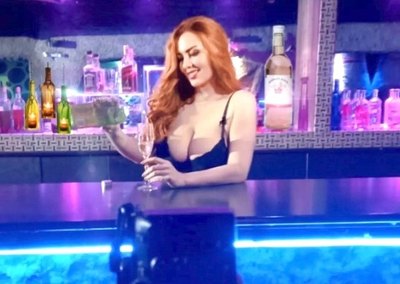 Crónica / Enseñará a ser sexy y a descubrir infidelidades