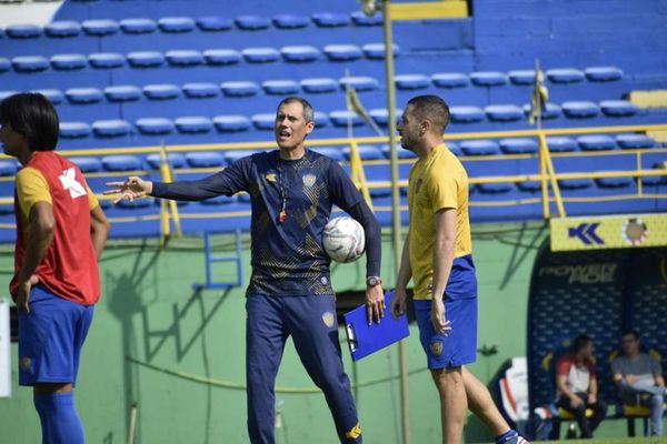 Badayco, técnico permanente de Luqueño - Fútbol - ABC Color