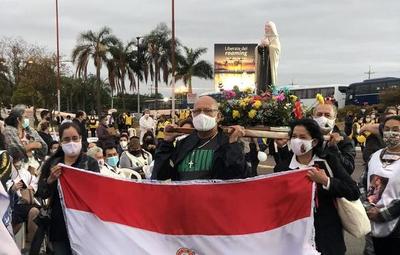 Restos de la beata Chiquitunga arribaron al país