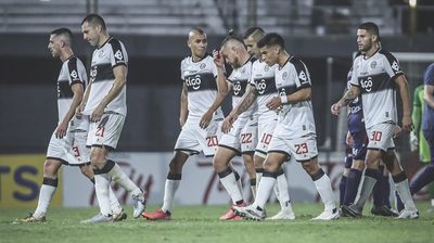 Nacional vuelve a festejar en Para Uno y agudiza el mal presente de Olimpia