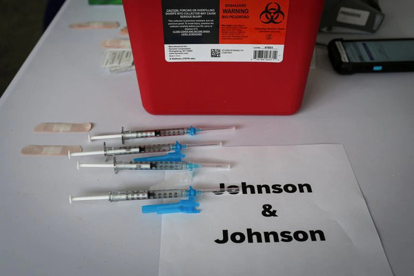 Johnson & Johnson anunció que una segunda dosis de refuerzo genera protección del 94% contra el COVID-19