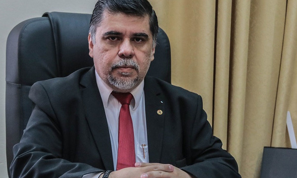 Julio Borba oficializa pedido de desintegración de servicios entre IPS Coronel Oviedo y Hospital Regional - OviedoPress