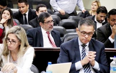 Corte rechaza chicana en el caso secretaria “vip” - Nacionales - ABC Color