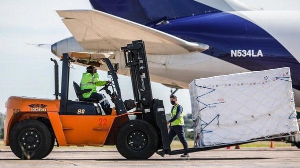 Más de 486.000 dosis de Pfizer y Sinopharm arribarán en octubre | Noticias Paraguay