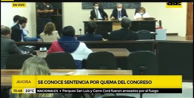 Acusados por quema del Congreso son condenados a tres años de cárcel - Nacionales - ABC Color