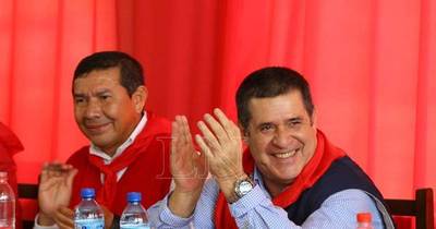 La Nación / “Tener a la familia colorada unida significa paz y tranquilidad para un mejor Paraguay”, dice Cartes