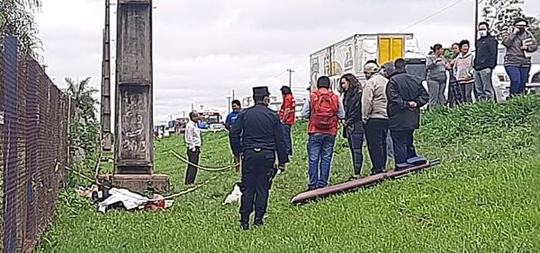 Roban motocicleta y la billetera de chofer que falleció en un accidente en Ypané - Nacionales - ABC Color