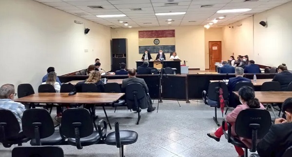 Quema del Congreso: Condenan a tres años de cárcel a Stiben Patrón