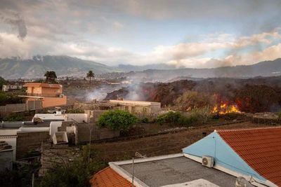 Canarias teme emisión de gases tóxicos si lava llega al mar - Mundo - ABC Color