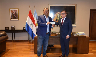 Gobernación de Caazapá recibe importante aporte para el “Programa de Seguridad Alimentaria” - Noticiero Paraguay