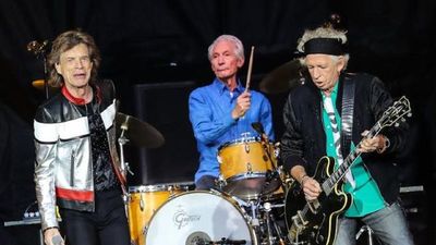 Los Rolling Stones homenajean a Watts en el video de nueva canción