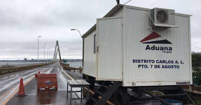 La Nación / Encarnación: “Es bueno que se abra el puente, pero es tarde para muchas personas”, sostienen comerciantes