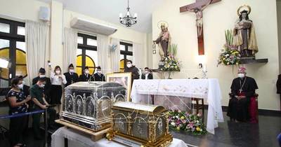 La Nación / Reliquias: Una urna permanente y otra peregrina