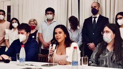 Johanna proyecta gabinete joven y paritario para  capital