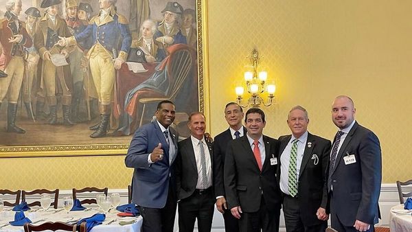 Velázquez hace lobby con empresarios y legisladores en EEUU
