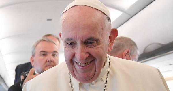 La Nación / Papa: “Estoy vivo, aunque algunos me querían muerto”