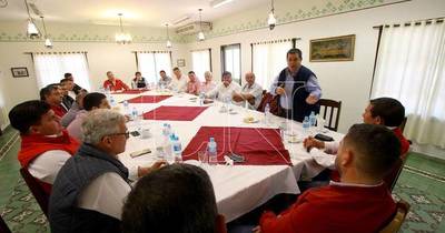 La Nación / Cartes: Con la ANR unida el país tendrá paz, trabajo y tranquilidad