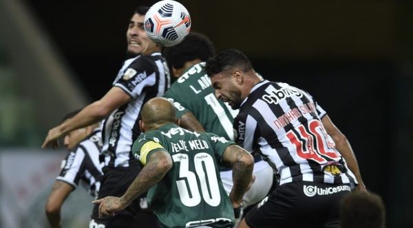 Empate entre Palmeiras y Mineiro en la primera semifinal