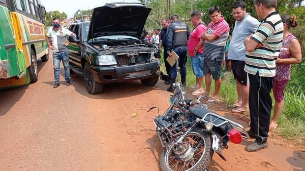 Motociclista muere al ser atropellado por camioneta que desvió de camión - La Clave