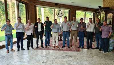 Sin UNIDAD en Alto Paraná CUPULA de la ANR apoya a candidatos y DEJAN FUERA a ULISES