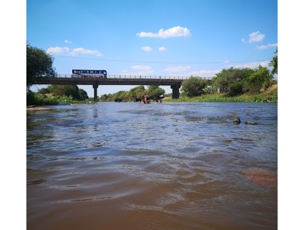 Jornada de pesca termina con muerte de tres miembros de una familia en Emboscada