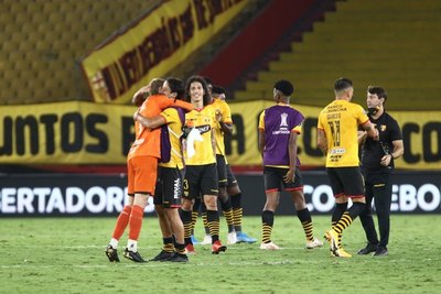 El Barcelona de Williams Riveros se cita con el Flamengo en Río