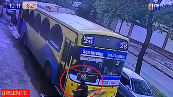 Criminal: Chofer casi atropella a ciclista en Fernando de la Mora | Noticias Paraguay